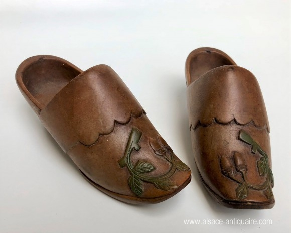 Children's clogs Alsatian folk art
