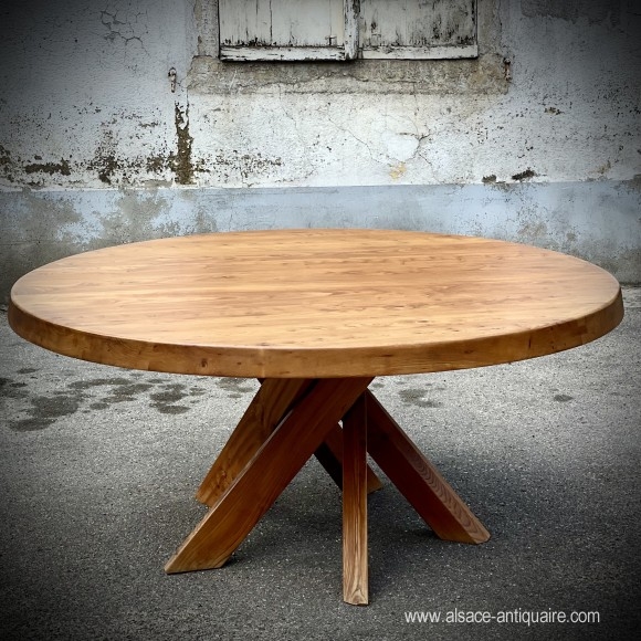 Pierre Chapo design round table