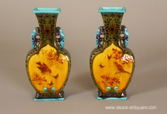 PAIRE PETITS VASES SIGNES DECK