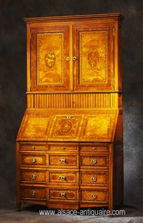 Scriban marqueté louis XVI