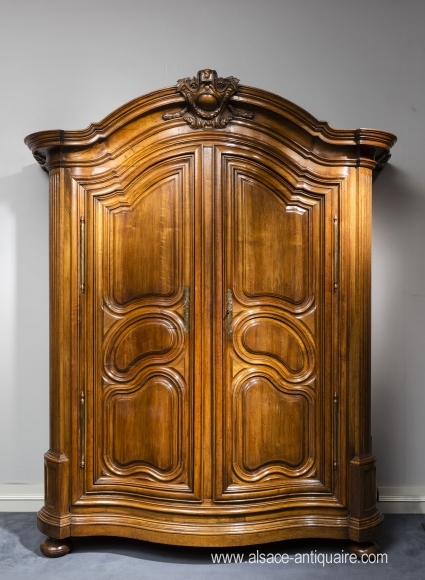 Armoire galbée Strasbourg