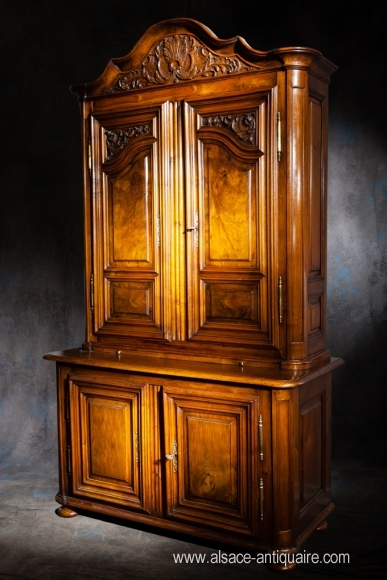 Buffet Strasbourg noyer