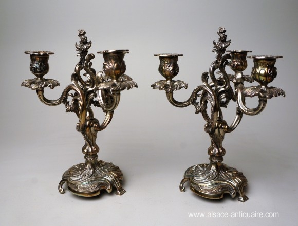 Paire de chandeliers bronze argenté 