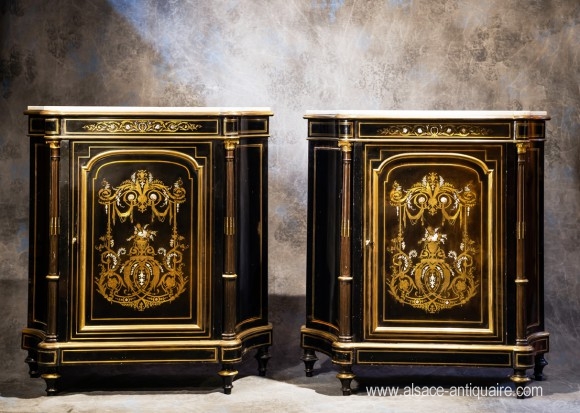 Paire de meubles d'appui Napoleon III marqueterie 